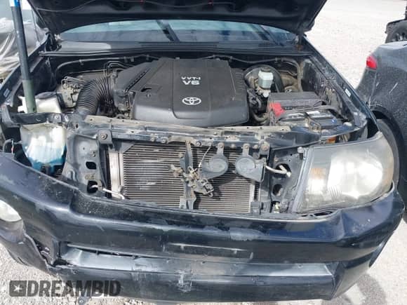 2007 Toyota Tacoma PreRunner z VIN 5TETU62NX7Z388023, wystawiony jako IAAI lot #43306755 z przebiegiem 182 795 mil mil oraz . Historia ofert i sprzedaży dostępna na DreamBid. Obrazek 10.