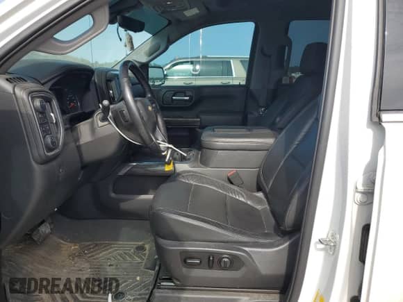 2020 Chevrolet Silverado 1500 LTZ z VIN 3GCUYGET4LG382135, wystawiony jako Copart lot #80745574 z przebiegiem 68 916 mil mil oraz Szkoda całkowita • Salvage title. Historia ofert i sprzedaży dostępna na DreamBid. Obrazek 7.