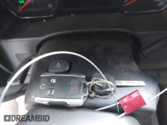 2017 Chevrolet Silverado 1500 LTZ z VIN 3GCUKSEC6HG340416, wystawiony jako IAAI lot #42812522 z przebiegiem 152 028 mil mil oraz . Historia ofert i sprzedaży dostępna na DreamBid. Obrazek 11.