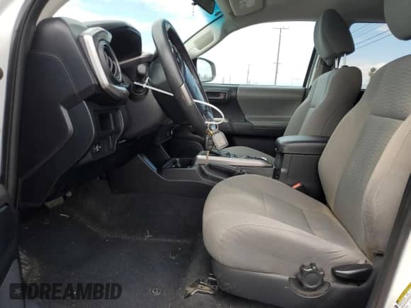 2016 Toyota Tacoma SR5 with VIN 5TFAX5GNXGX053627, listed as a Copart auction lot 82297585 with 80,982 mi miles and Salvage title. Bid and sale history available at DreamBid. Image 7.