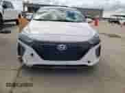 2017 Hyundai Ioniq SEL с VIN KMHC75LC8HU031282, выставлен на аукционе Copart как лот 83831005 с пробегом 119 624 миль миль и Списание • Salvage title. История ставок и продаж доступна на DreamBid. Изображение 5.