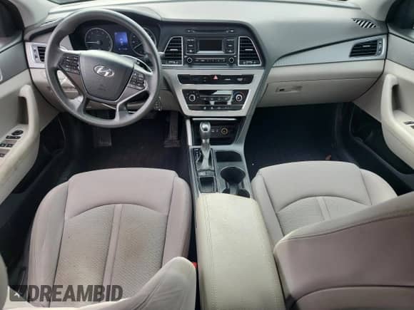 2015 Hyundai Sonata SE с VIN 5NPE24AFXFH232353, выставлен на аукционе Copart как лот 82742145 с пробегом 154 843 миль миль и Чистый • Clean title. История ставок и продаж доступна на DreamBid. Изображение 8.
