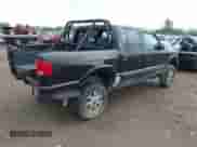 2001 Chevrolet S-10 LS with VIN 1GCDT13WX1K243898, listed as a IAAI auction lot 42879427 with 153,579 mi miles and . Bid and sale history available at DreamBid. Image 4.