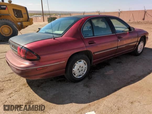 1999 Chevrolet Lumina LS с VIN 2G1WL52M3X1105248, выставлен на аукционе Copart как лот 52417625 с пробегом 237 263 миль миль и Списание • Salvage title. История ставок и продаж доступна на DreamBid. Изображение 3.