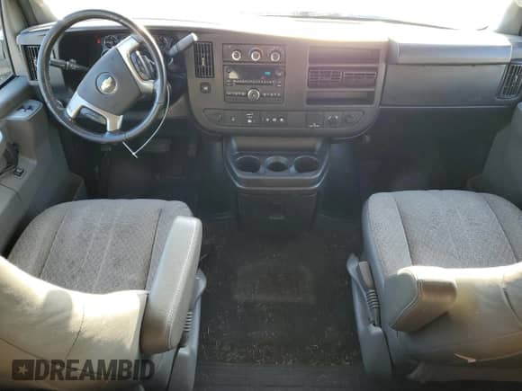 2017 Chevrolet Express Passenger LT with VIN 1GAZGPFG3H1108188, listed as a Copart auction lot 80821115 with 86,586 mi miles and Non repairable. Bid and sale history available at DreamBid. Image 8.