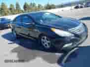 2013 Hyundai Sonata SE with VIN 5NPEC4AC2DH670705, listed as a IAAI auction lot 43283130 with 151,485 mi miles and . Bid and sale history available at DreamBid. Image 1.