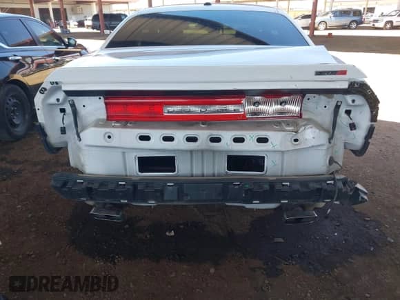 2013 Dodge Challenger SRT-8 with VIN 2C3CDYCJ1DH588064, listed as a IAAI auction lot 42283713 with 143,262 mi miles and . Bid and sale history available at DreamBid. Image 6.