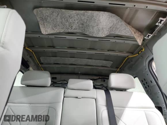 2025 Hyundai Santa Fe SEL с VIN 5NMP24G10SH035736, выставлен на аукционе Copart как лот 58774025 с пробегом 4 783 миль миль и Списание • Salvage title. История ставок и продаж доступна на DreamBid. Изображение 10.