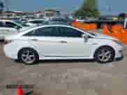 2015 Hyundai Sonata with VIN KMHEC4A45FA130554, listed as a IAAI auction lot 43214594 with 145,856 mi miles and . Bid and sale history available at DreamBid. Image 13.