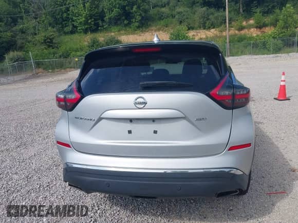 2020 Nissan Murano S with VIN 5N1AZ2AS0LN170075, listed as a IAAI auction lot 42806934 with 142,920 mi miles and . Bid and sale history available at DreamBid. Image 16.