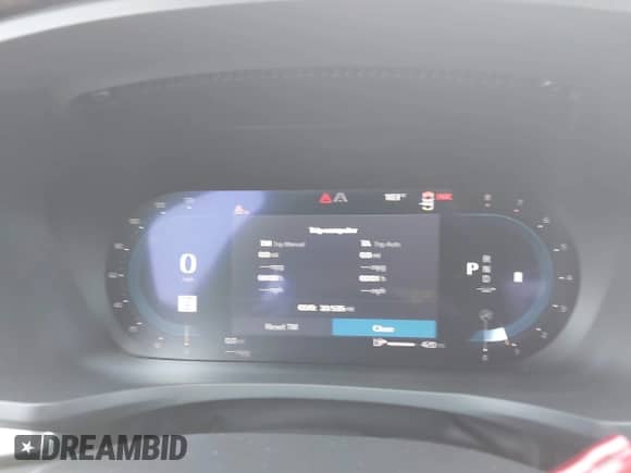 2024 Volvo S60 Plus Black Edition z VIN 7JRL12FH7RG298037, wystawiony jako IAAI lot #42798845 z przebiegiem 33 535 mil mil oraz . Historia ofert i sprzedaży dostępna na DreamBid. Obrazek 7.