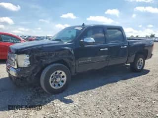 2010 Chevrolet Silverado 1500 LT with VIN 3GCRCSEA9AG254802, listed as a Copart auction lot 62894135 with 298,243 mi miles and Salvage title. Bid and sale history available at DreamBid. Image 1.