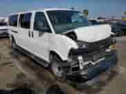 2023 Chevrolet Express Passenger LS с VIN 1GAZGNFP3P1234182, выставлен на аукционе Copart как лот 90387125 с пробегом 36 837 миль миль и На запчасти • Non repairable. История ставок и продаж доступна на DreamBid. Изображение 4.