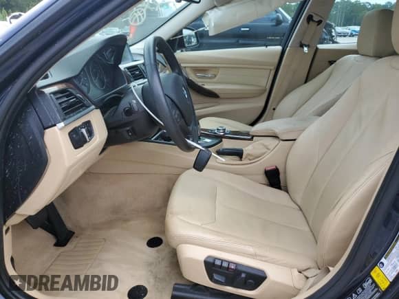 2013 BMW 3 Series 328i xDrive с VIN WBA3B3C55DF531548, выставлен на аукционе Copart как лот 67647275 с пробегом 95 126 миль миль и Списание • Salvage title. История ставок и продаж доступна на DreamBid. Изображение 7.