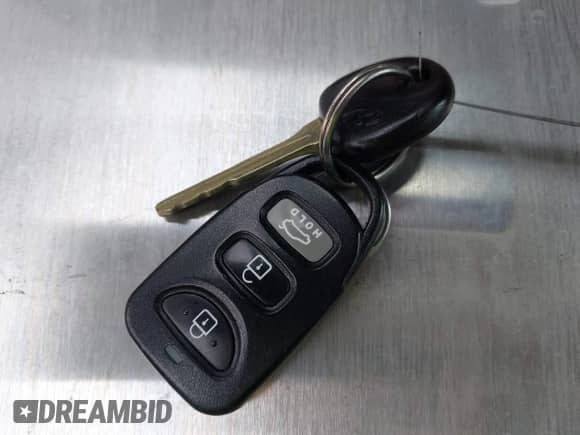 2018 Hyundai Elantra SEL with VIN 5NPD84LF3JH287730, listed as a IAAI auction lot 42694988 with 178,751 mi miles and . Bid and sale history available at DreamBid. Image 11.