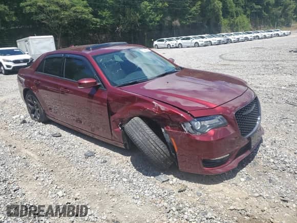 2023 Chrysler 300 Touring L с VIN 2C3CCADG9PH525165, выставлен на аукционе Copart как лот 66281965 с пробегом 36 723 миль миль и Списание • Salvage title. История ставок и продаж доступна на DreamBid. Изображение 4.