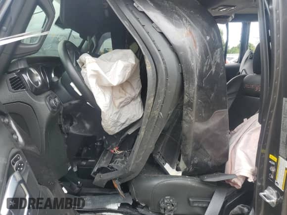 2022 Jeep Wrangler Unlimited Rubicon 392 с VIN 1C4JJXSJ7NW191095, выставлен на аукционе Copart как лот 69221045 с пробегом Не указан миль и Списание • Salvage title. История ставок и продаж доступна на DreamBid. Изображение 7.