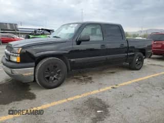 2005 Chevrolet Silverado 1500 LS z VIN 2GCEC13T651396620, wystawiony jako Copart lot #70359655 z przebiegiem 232 495 mil mil oraz Szkoda całkowita • Salvage title. Historia ofert i sprzedaży dostępna na DreamBid. Obrazek 1.
