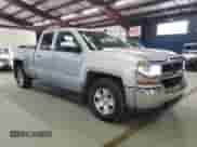 2016 Chevrolet Silverado 1500 LT with VIN 1GCRCREH5GZ159538, listed as a Copart auction lot 56347475 with 198,218 mi miles and Clean title. Bid and sale history available at DreamBid. Image 4.