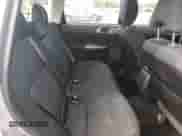 2013 Subaru Forester X z VIN JF2SHABC9DH409850, wystawiony jako Copart lot #70428495 z przebiegiem 113 681 mil mil oraz Szkoda całkowita • Salvage title. Historia ofert i sprzedaży dostępna na DreamBid. Obrazek 10.