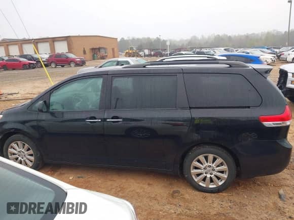 2012 Toyota Sienna XLE with VIN 5TDDK3DC3CS030466, listed as a IAAI auction lot 41914368 with 174,512 mi miles and . Bid and sale history available at DreamBid. Image 14.