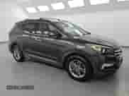 2017 Hyundai Santa Fe 2.4L с VIN 5XYZU3LB1HG414467, выставлен на аукционе Copart как лот 69486185 с пробегом 110 755 миль миль и Чистый • Clean title. История ставок и продаж доступна на DreamBid. Изображение 4.
