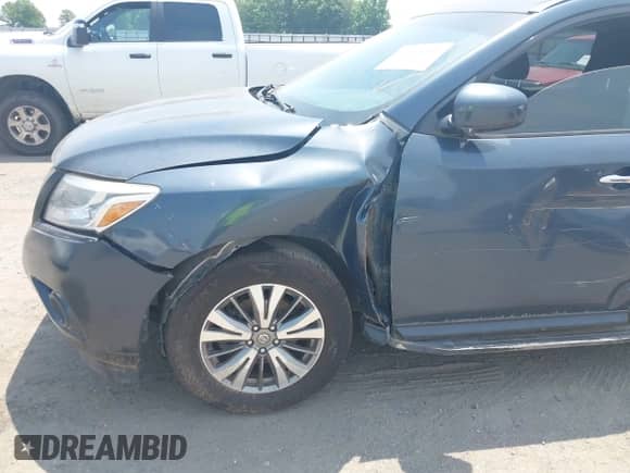 2014 Nissan Pathfinder Platinum с VIN 5N1AR2MN9EC700483, выставлен на аукционе IAAI как лот 42445362 с пробегом 223 157 миль миль и . История ставок и продаж доступна на DreamBid. Изображение 6.