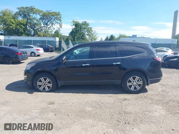 2017 Chevrolet Traverse LT с VIN 1GNKVGKD8HJ203833, выставлен на аукционе IAAI как лот 43213532 с пробегом Не указан миль и . История ставок и продаж доступна на DreamBid. Изображение 13.