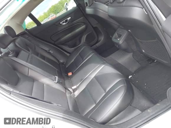 2021 Volvo S60 Momentum с VIN 7JR102TZ4MG117993, выставлен на аукционе IAAI как лот 42340226 с пробегом 32 694 миль миль и . История ставок и продаж доступна на DreamBid. Изображение 8.