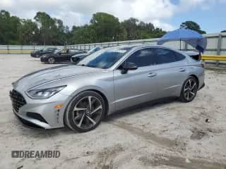 2021 Hyundai Sonata SEL Plus с VIN 5NPEJ4J23MH113752, выставлен на аукционе Copart как лот 85825715 с пробегом 94 550 миль миль и На запчасти • Non repairable. История ставок и продаж доступна на DreamBid. Изображение 1.
