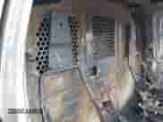 2018 Chevrolet Express Cargo z VIN 1GCWGBFP4J1254537, wystawiony jako IAAI lot #41894131 z przebiegiem Nie podano mil oraz . Historia ofert i sprzedaży dostępna na DreamBid. Obrazek 8.