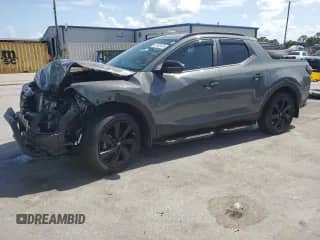 2024 Hyundai Santa Cruz Night Edition с VIN 5NTJCDAF2RH085933, выставлен на аукционе Copart как лот 63435935 с пробегом 10 161 миль миль и Списание • Salvage title. История ставок и продаж доступна на DreamBid. Изображение 1.