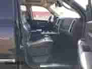 2014 Ram 1500 Longhorn z VIN 1C6RR7PT7ES268181, wystawiony jako IAAI lot #41887749 z przebiegiem 136 081 mil mil oraz . Historia ofert i sprzedaży dostępna na DreamBid. Obrazek 5.