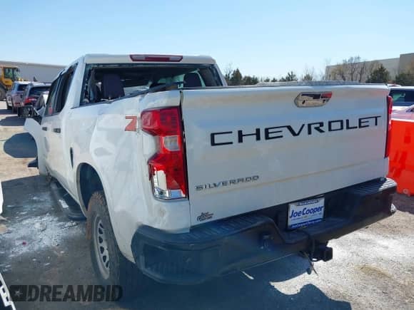 2021 Chevrolet Silverado 1500 Work Truck z VIN 3GCUYAEF0MG104602, wystawiony jako IAAI lot #41762078 z przebiegiem 115 049 mil mil oraz . Historia ofert i sprzedaży dostępna na DreamBid. Obrazek 3.