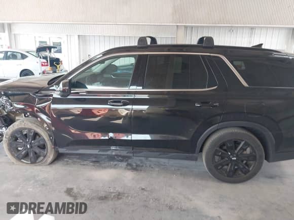2024 Hyundai Palisade XRT z VIN KM8R34GE5RU683726, wystawiony jako IAAI lot #42535033 z przebiegiem 26 175 mil mil oraz . Historia ofert i sprzedaży dostępna na DreamBid. Obrazek 14.