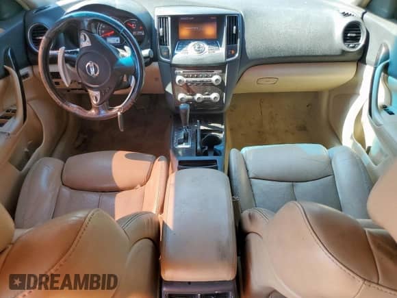 2013 Nissan Maxima SV z VIN 1N4AA5AP8DC844906, wystawiony jako Copart lot #82491755 z przebiegiem 156 815 mil mil oraz Szkoda całkowita • Salvage title. Historia ofert i sprzedaży dostępna na DreamBid. Obrazek 8.