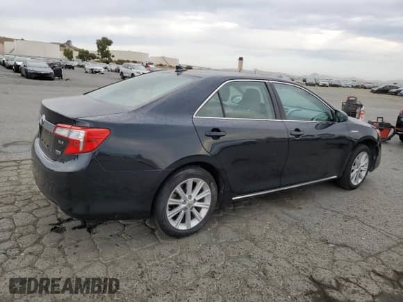 2013 Toyota Camry XLE with VIN 4T1BD1FK5DU068011, listed as a Copart auction lot 83966245 with 83,965 mi miles and Salvage title. Bid and sale history available at DreamBid. Image 3.
