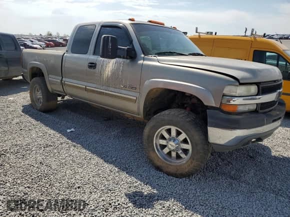 2002 Chevrolet Silverado 2500HD LT с VIN 1GCHK29152E126591, выставлен на аукционе Copart как лот 53451405 с пробегом Не указан миль и Списание • Salvage title. История ставок и продаж доступна на DreamBid. Изображение 4.