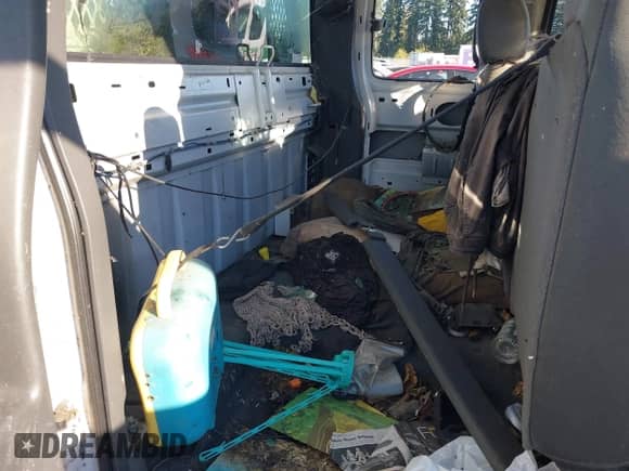 2006 Chevrolet Silverado 3500 с VIN 1GCHK39U56E158656, выставлен на аукционе IAAI как лот 43241267 с пробегом Не указан миль и . История ставок и продаж доступна на DreamBid. Изображение 8.