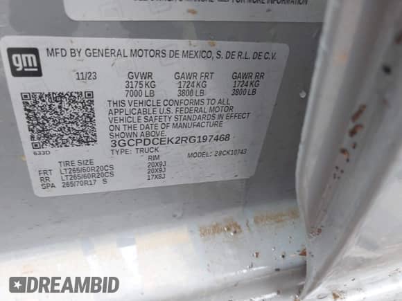 2024 Chevrolet Silverado 1500 Custom Trail Boss z VIN 3GCPDCEK2RG197468, wystawiony jako IAAI lot #42285969 z przebiegiem Nie podano mil oraz . Historia ofert i sprzedaży dostępna na DreamBid. Obrazek 9.
