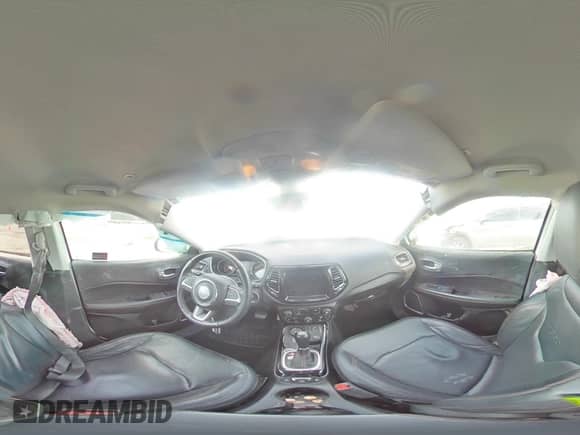 2018 Jeep Compass Limited z VIN 3C4NJDCB3JT115137, wystawiony jako Copart lot #68334465 z przebiegiem 70 768 mil mil oraz Szkoda całkowita • Salvage title. Historia ofert i sprzedaży dostępna na DreamBid. Obrazek 15.