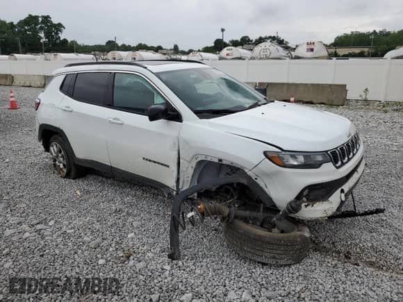 2024 Jeep Compass Latitude Lux с VIN 3C4NJDFN5RT155074, выставлен на аукционе Copart как лот 60969125 с пробегом 13 892 миль миль и Списание • Salvage title. История ставок и продаж доступна на DreamBid. Изображение 4.