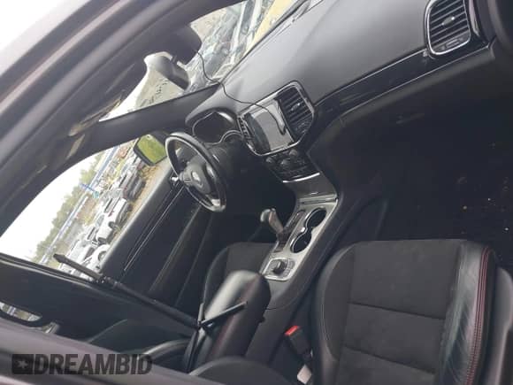 2020 Jeep Grand Cherokee Trailhawk with VIN 1C4RJFLG0LC135630, listed as a IAAI auction lot 43254756 with 46,389 mi miles and . Bid and sale history available at DreamBid. Image 5.