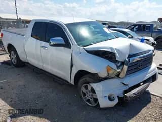 2007 Toyota Tundra Limited z VIN 5TFRV58127X029519, wystawiony jako IAAI lot #43126786 z przebiegiem 303 625 mil mil oraz . Historia ofert i sprzedaży dostępna na DreamBid. Obrazek 1.