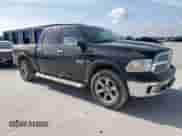 2016 Ram 1500 Laramie z VIN 1C6RR7VT7GS130176, wystawiony jako Copart lot #62051575 z przebiegiem 133 883 mil mil oraz Czysty tytuł • Clean title. Historia ofert i sprzedaży dostępna na DreamBid. Obrazek 4.