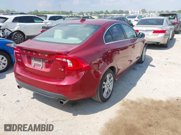 2012 Volvo S60 T5 с VIN YV1622FS0C2120103, выставлен на аукционе IAAI как лот 43214819 с пробегом 104 685 миль миль и . История ставок и продаж доступна на DreamBid. Изображение 4.
