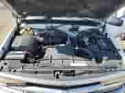 1997 Chevrolet Silverado 1500 z VIN 1GCEC14W6VZ153440, wystawiony jako Copart lot #56316815 z przebiegiem 175 548 mil mil oraz Czysty tytuł • Clean title. Historia ofert i sprzedaży dostępna na DreamBid. Obrazek 11.