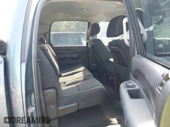 2013 Chevrolet Silverado 1500 LT with VIN 3GCPKSE74DG202044, listed as a IAAI auction lot 43017136 with 145,988 mi miles and . Bid and sale history available at DreamBid. Image 8.