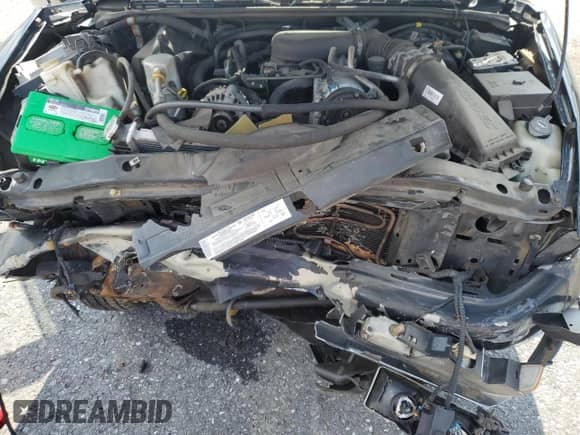 2004 Chevrolet S-10 LS z VIN 1GCDT13X74K134585, wystawiony jako Copart lot #57352545 z przebiegiem 174 241 mil mil oraz Szkoda całkowita • Salvage title. Historia ofert i sprzedaży dostępna na DreamBid. Obrazek 11.