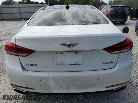 2015 Hyundai Genesis 3.8L с VIN KMHGN4JE9FU029270, выставлен на аукционе Copart как лот 71737985 с пробегом 130 631 миль миль и Списание • Salvage title. История ставок и продаж доступна на DreamBid. Изображение 6.